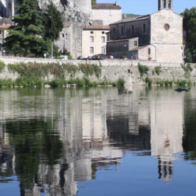 Laroque Reflet Herault 01